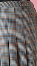 Ladda upp bild till gallerivisning, Lady H. Hammer 1970s wool plaid skirt | modern size large