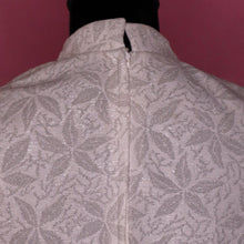 Indlæs billede til gallerivisning 1960s | Alison Jane | Brocade two piece | Silver | White Modern Size Large
