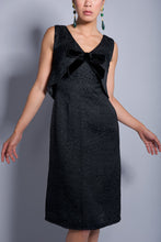 Ladda upp bild till gallerivisning, Vintage 1940&#39;s Designer Black Brocade Party Dress | &#39;Miss Brooks New York&#39; | Modern Size Small
