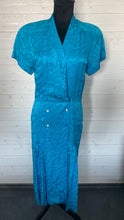 Charger l&#39;image dans la galerie, Vintage Nordstrom 100% Silk Print Dress | Size Medium
