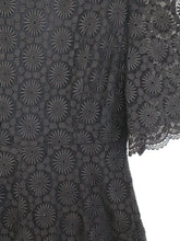 Indlæs billede til gallerivisning Details vintage black flower lace
